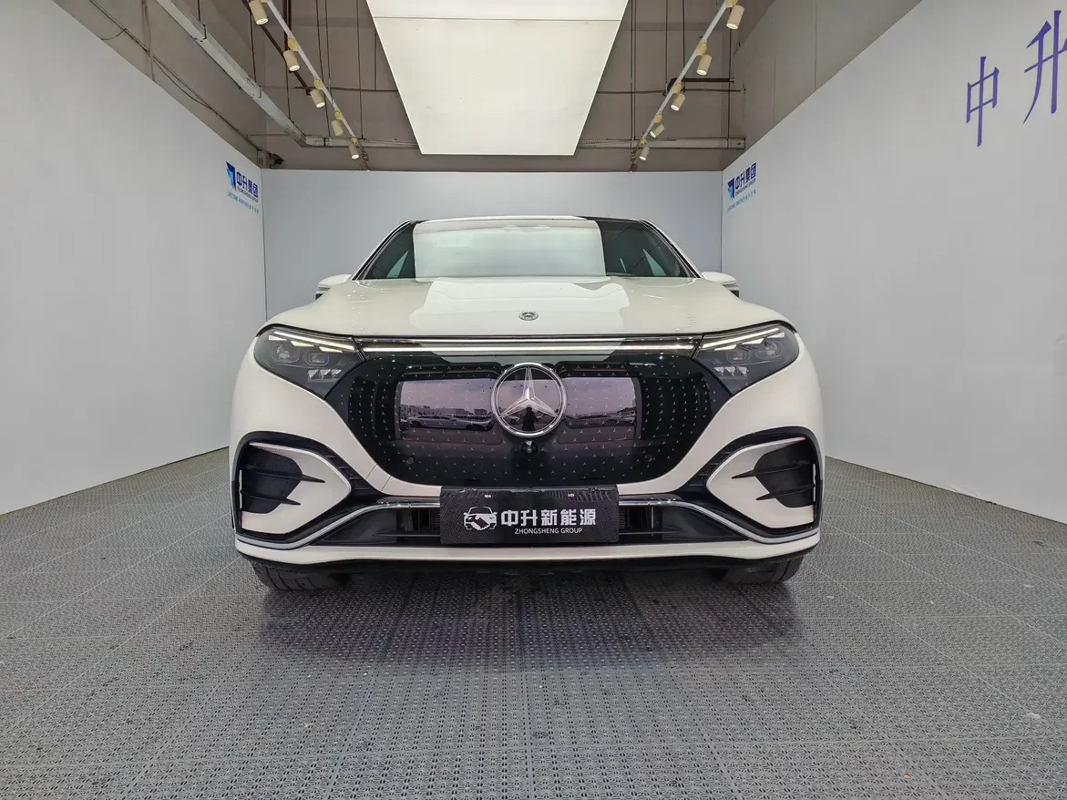 Mercedes-Benz EQS SUV