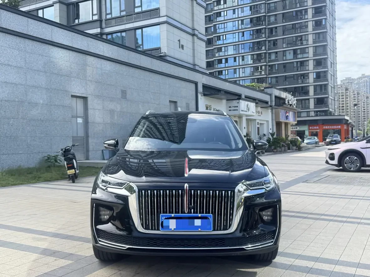 Hongqi HS5
