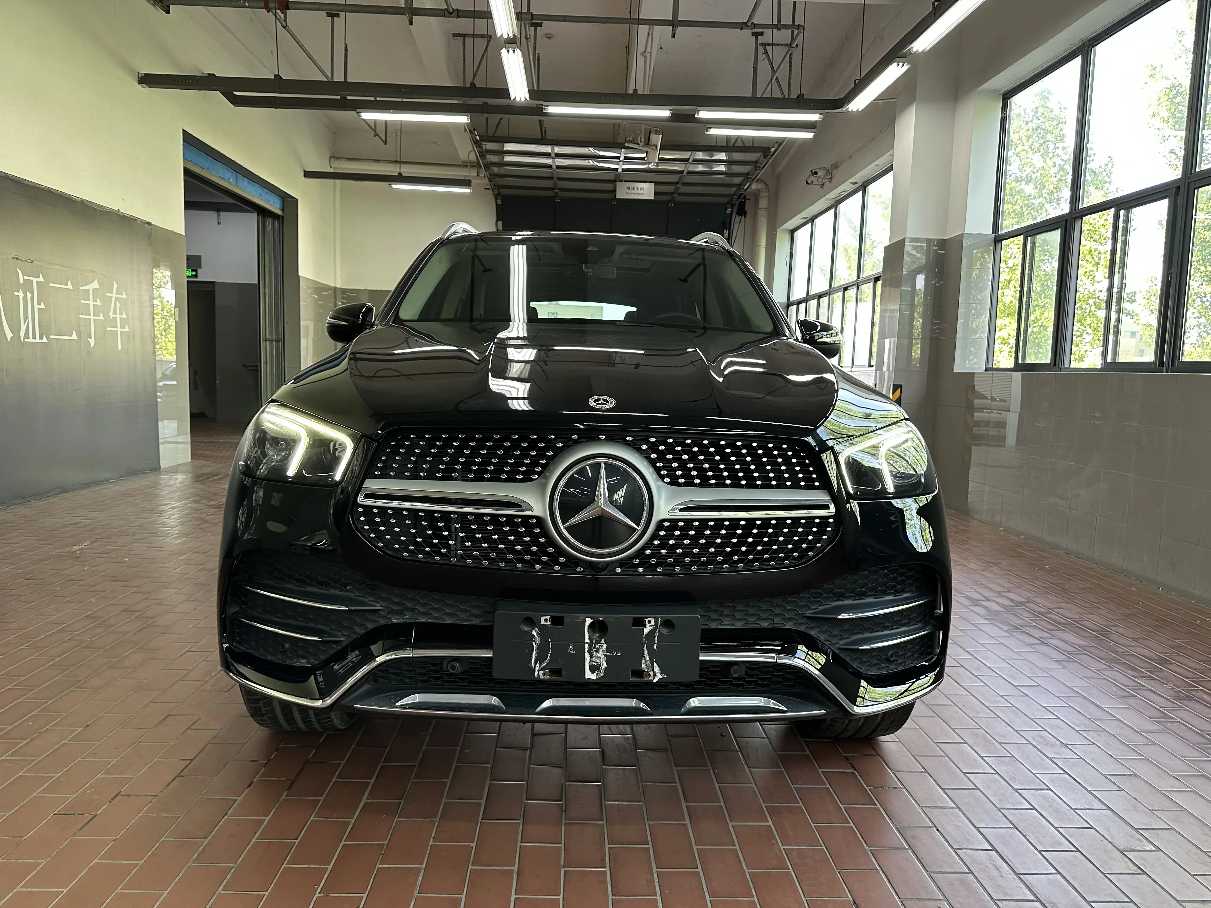 Mercedes-Benz GLE (Imported)