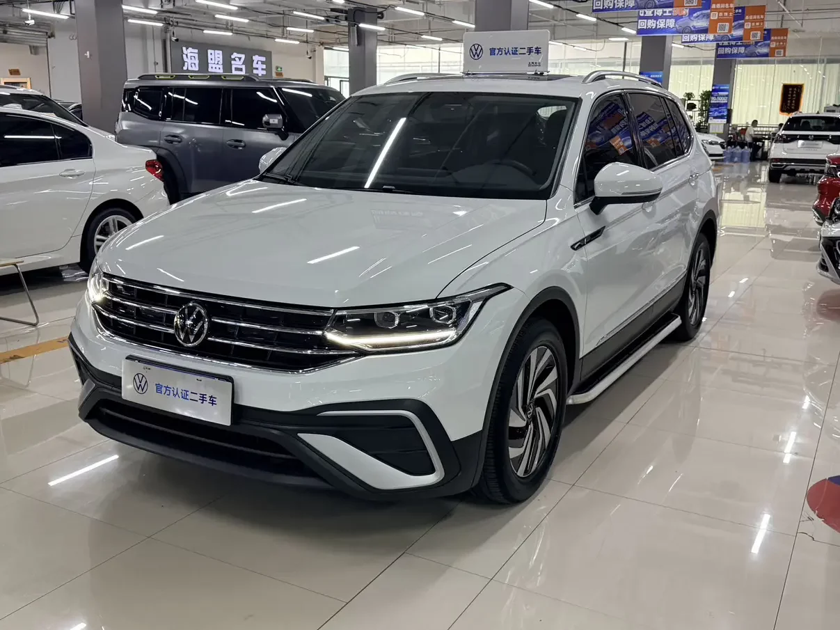 Volkswagen Tiguan L