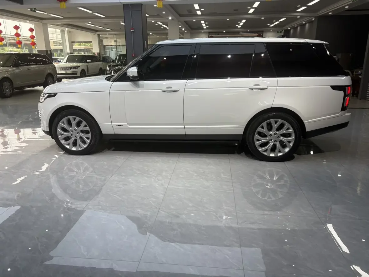 Land Rover range rover