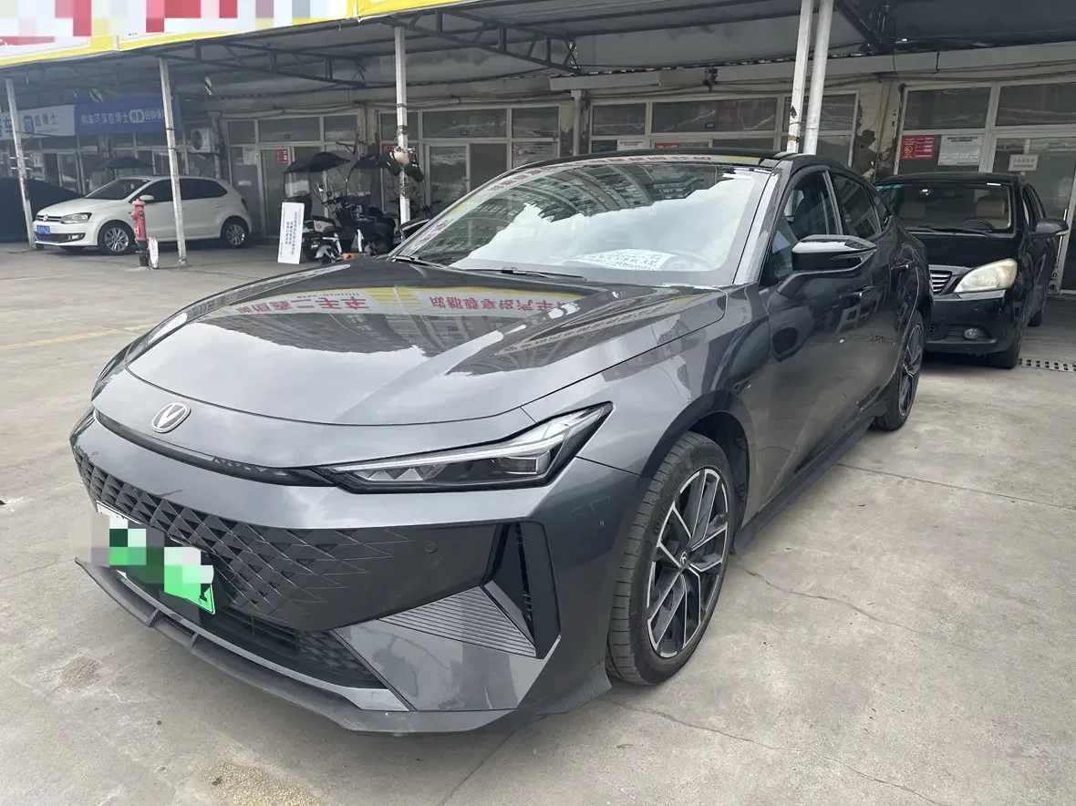 Changan UNI-V Smart Electric iDD