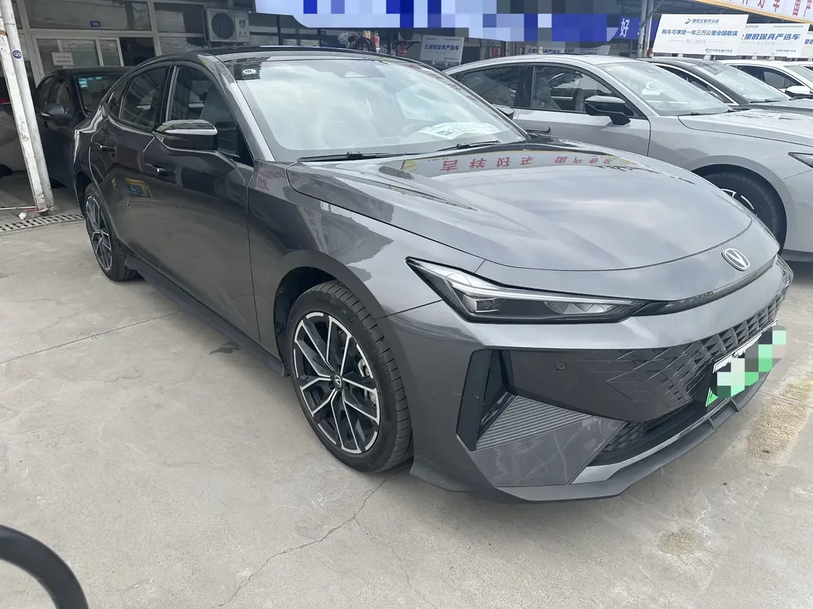 Changan UNI-V Smart Electric iDD