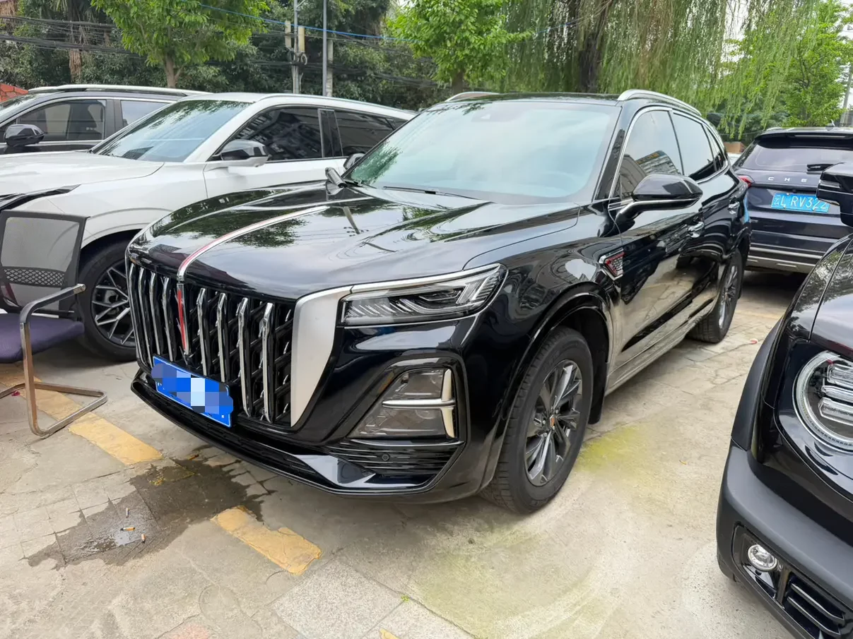 Hongqi HS5
