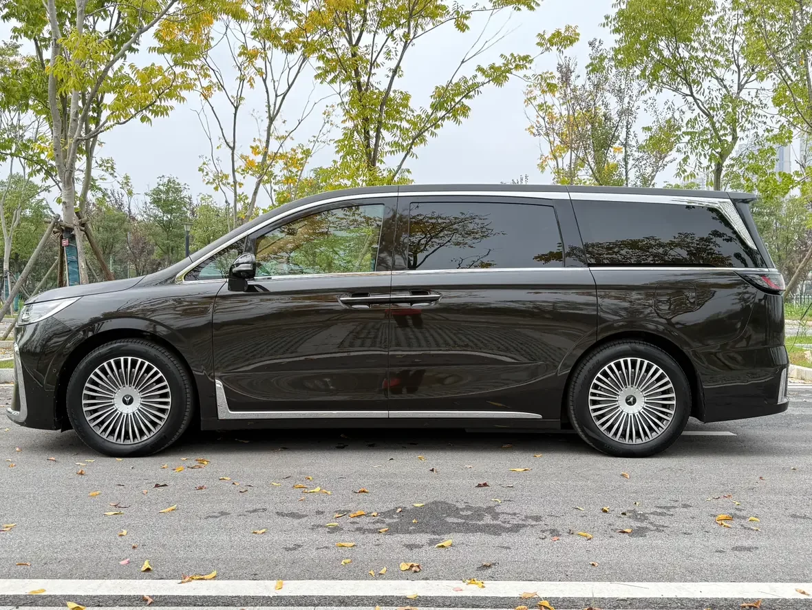Voyah Lantu Dreamer PHEV