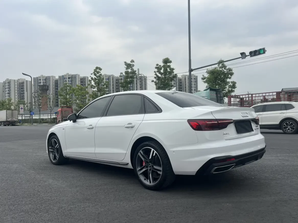 Audi A4L