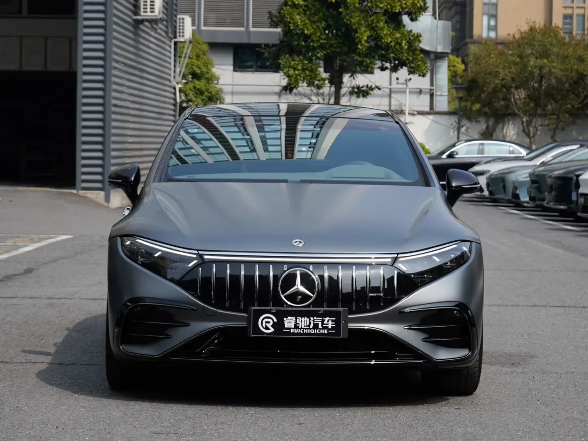 Mercedes-Benz EQS AMG