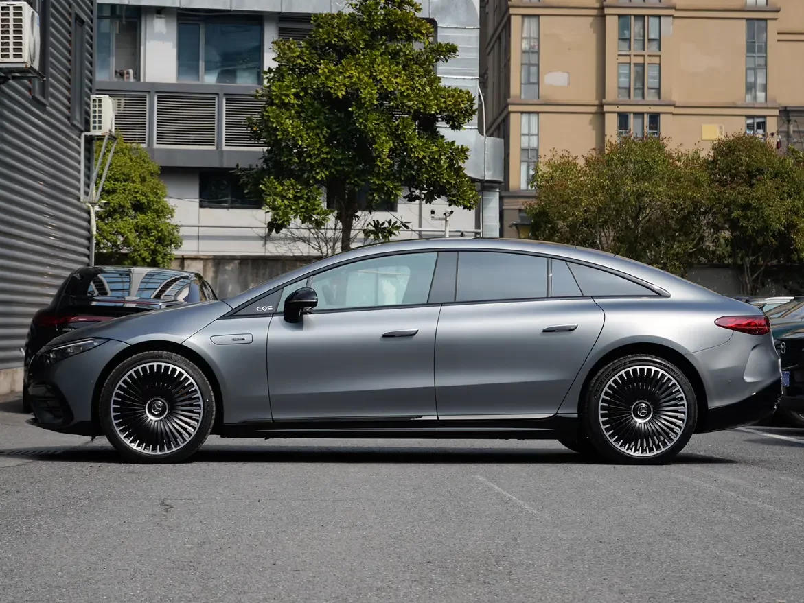 Mercedes-Benz EQS AMG