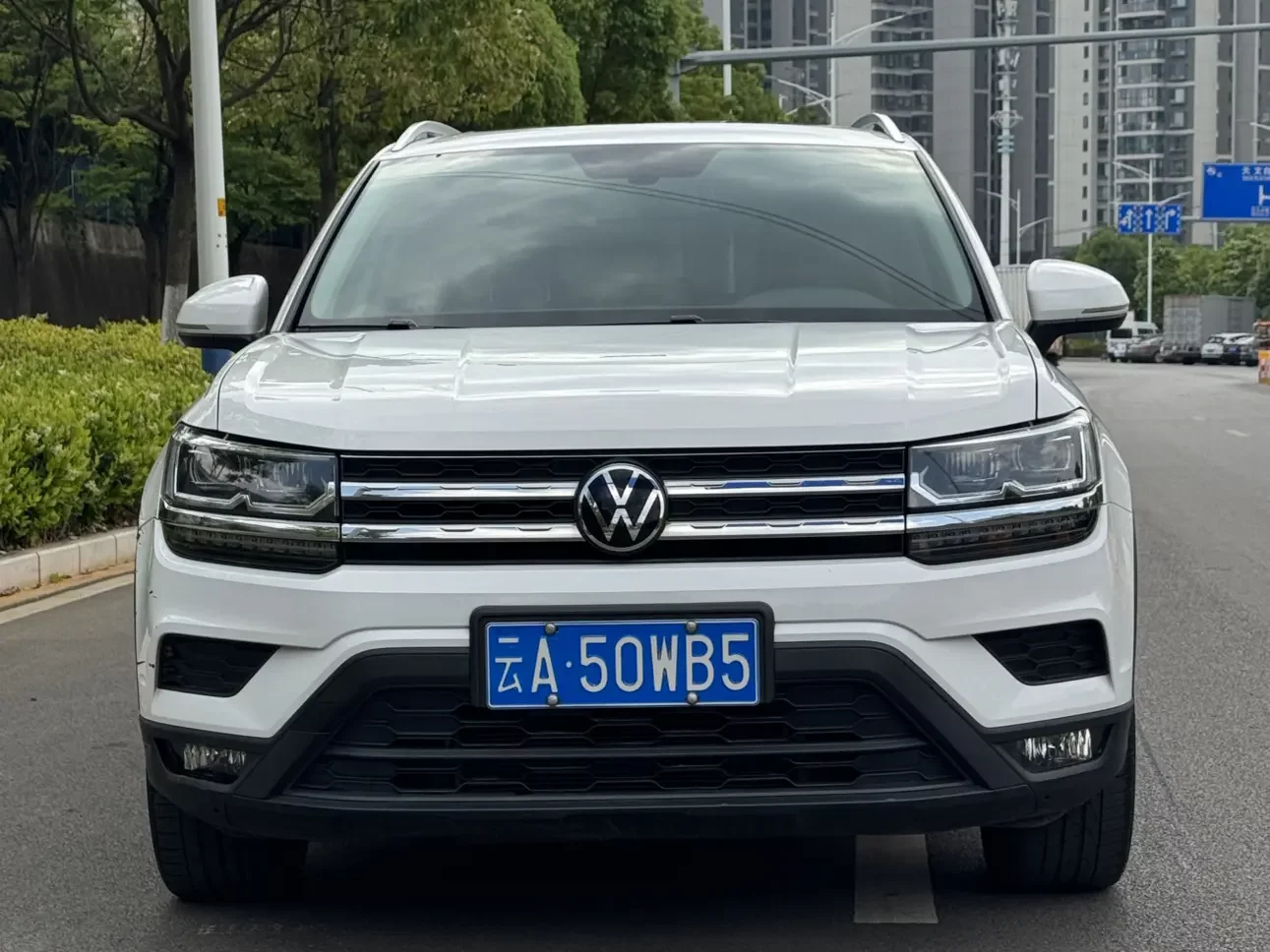 Volkswagen Tharu