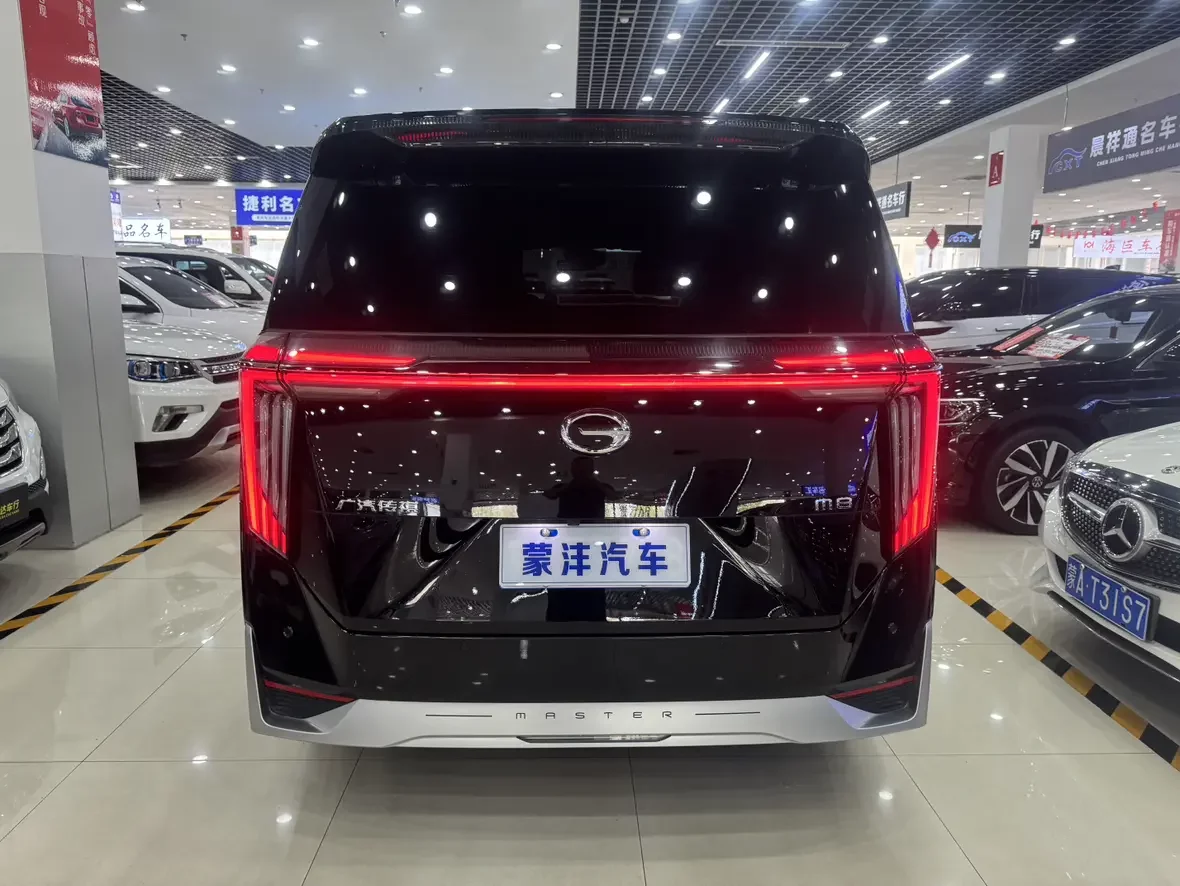 GAC Trumpchi M8