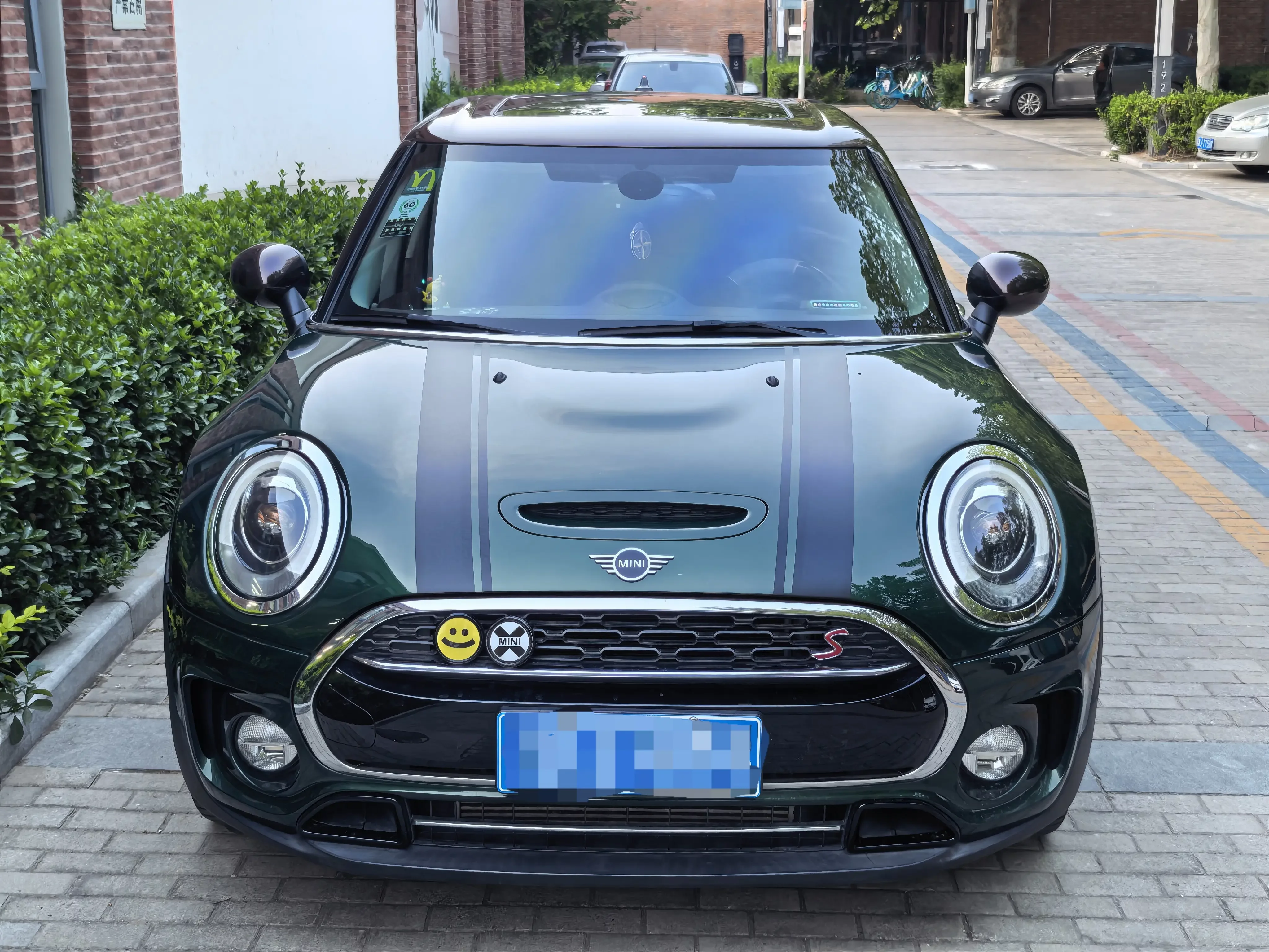 MINI CLUBMAN