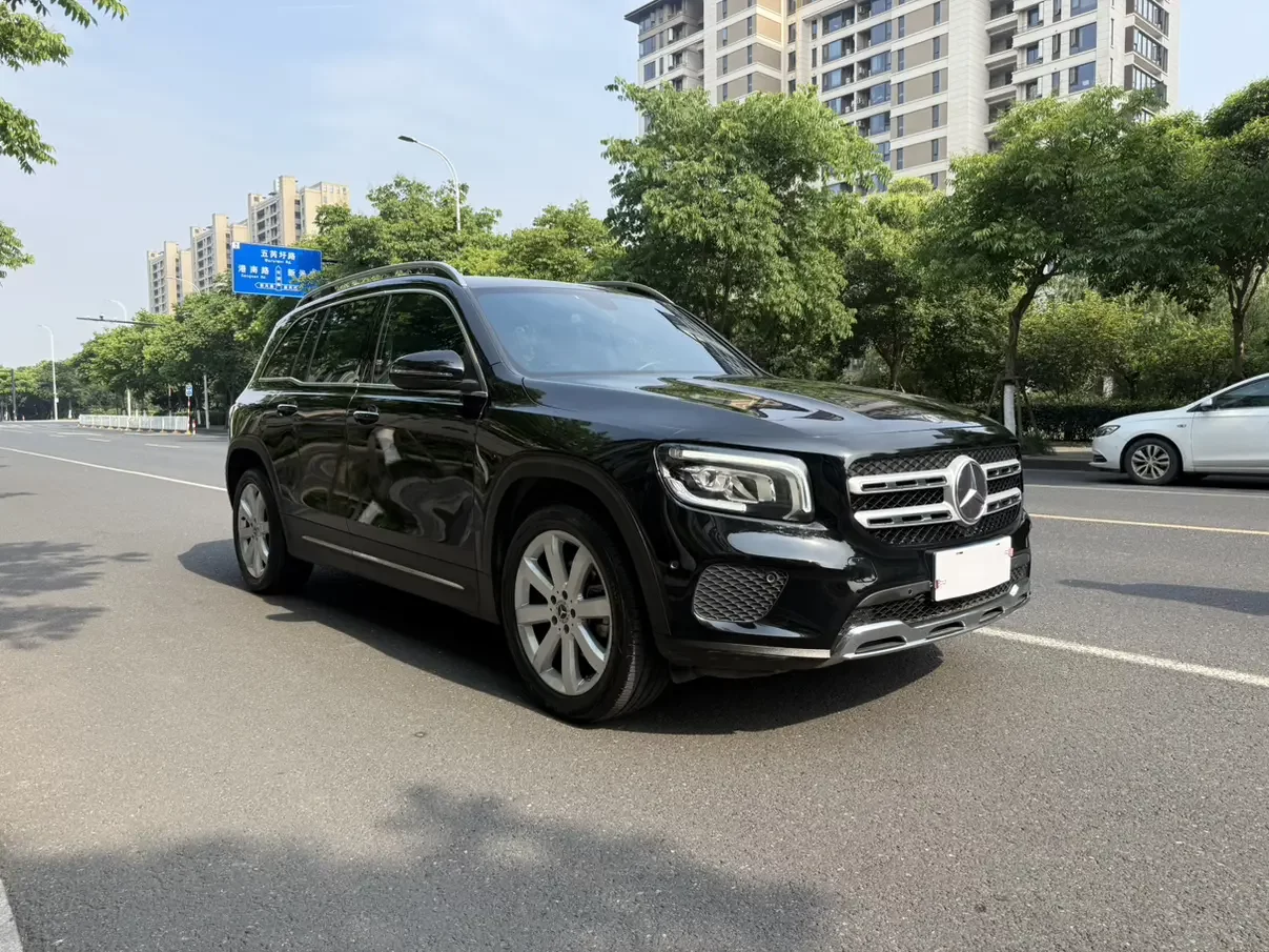 Mercedes-Benz GLB