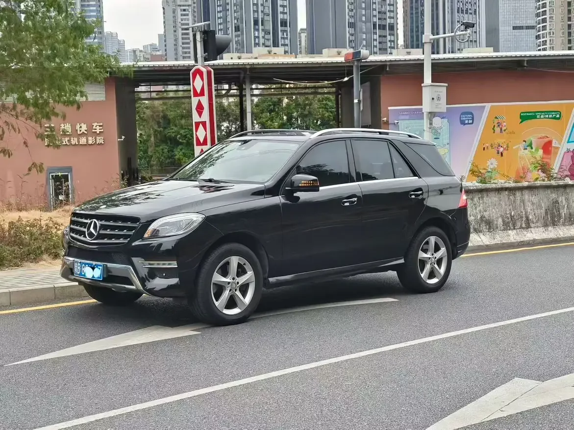 Mercedes-Benz M Class