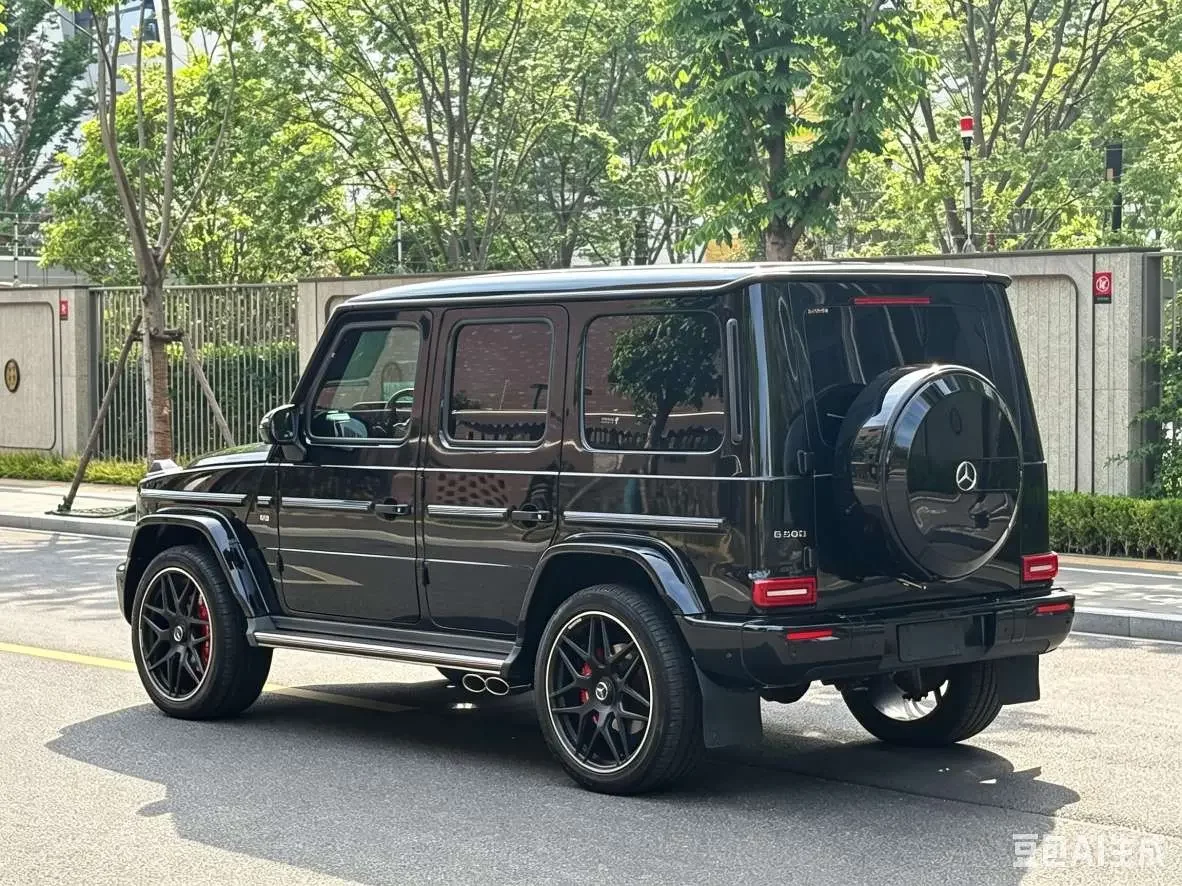 Mercedes-Benz G Class
