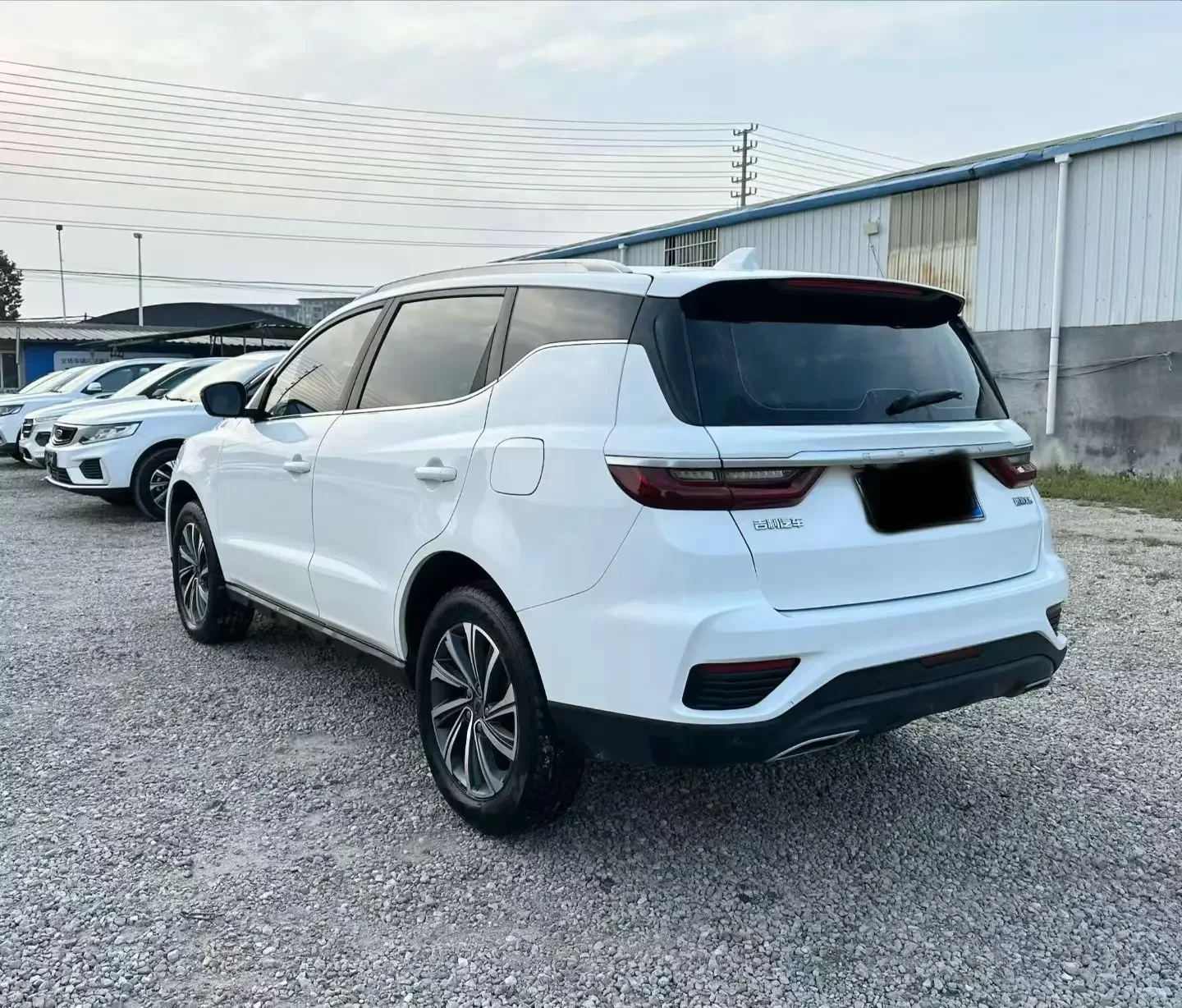 Geely Vision X6