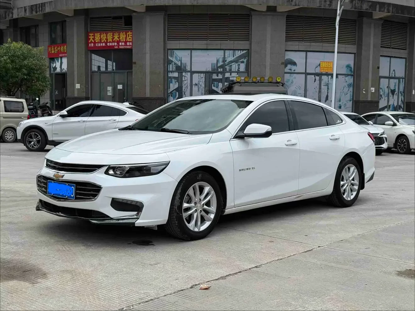 Chevrolet Malibu XL