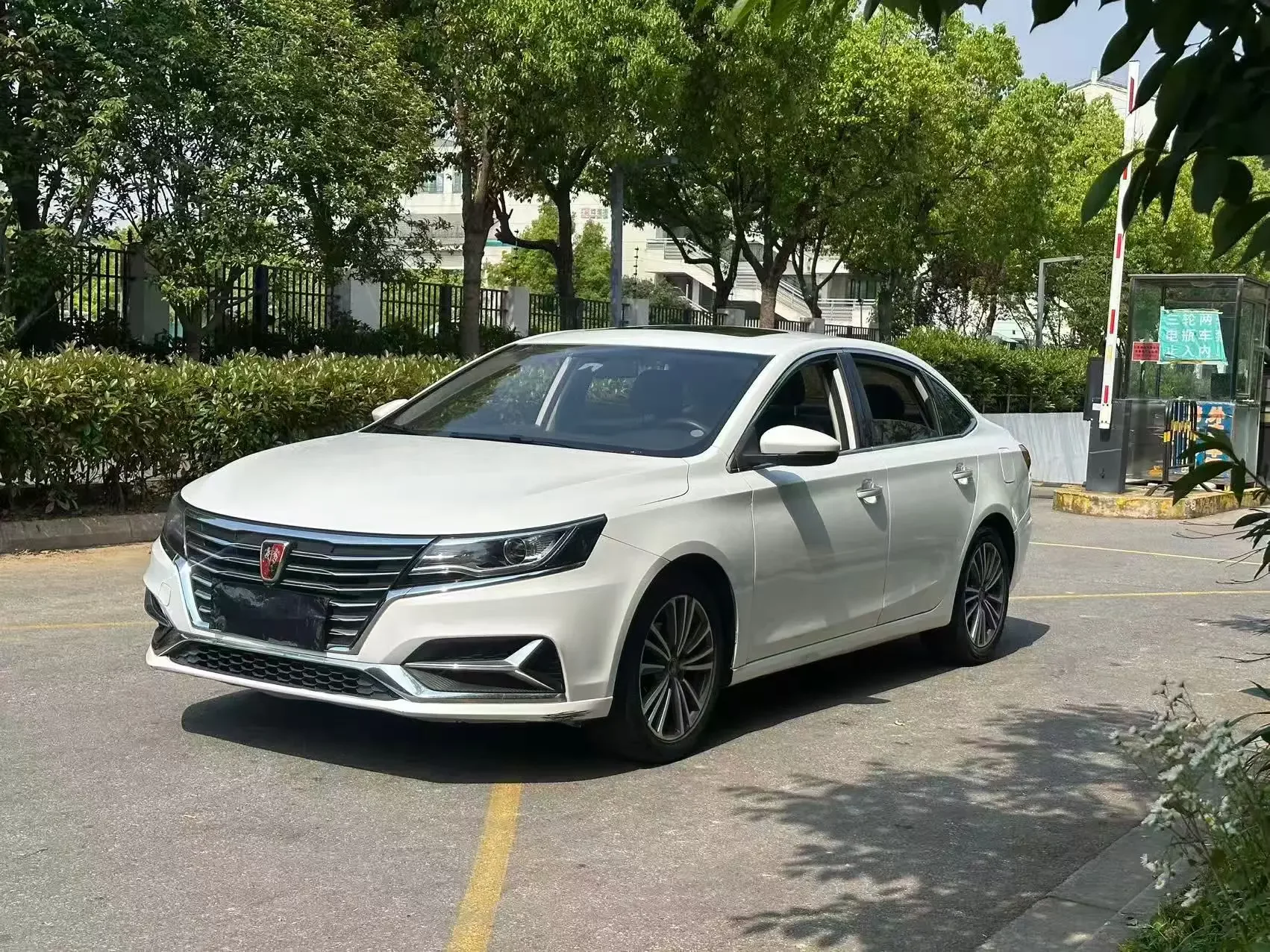 Roewe i6 Classic