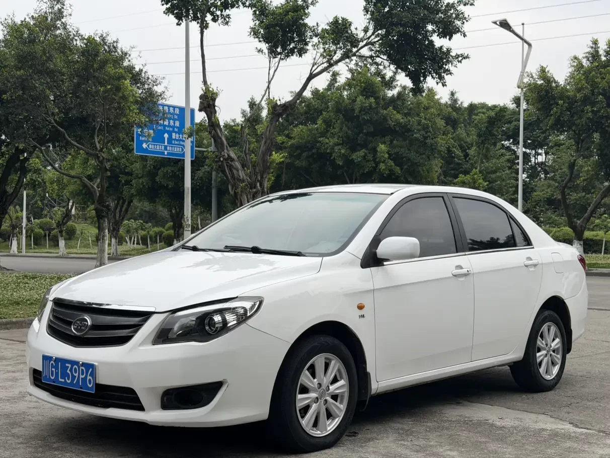 BYD L3
