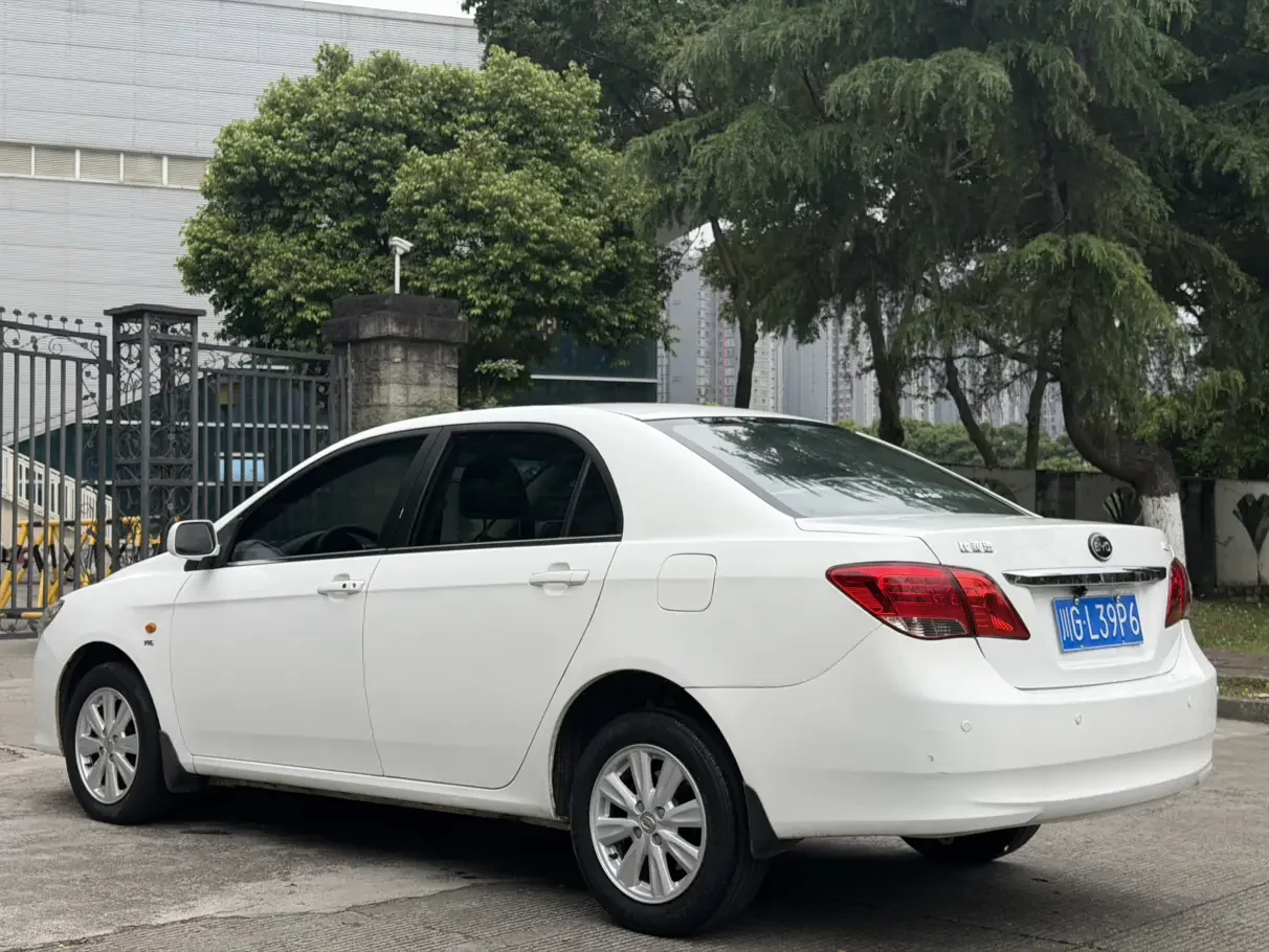 BYD L3