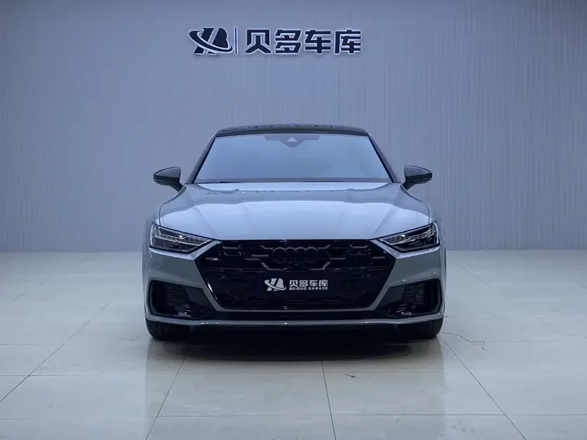 Audi A7L