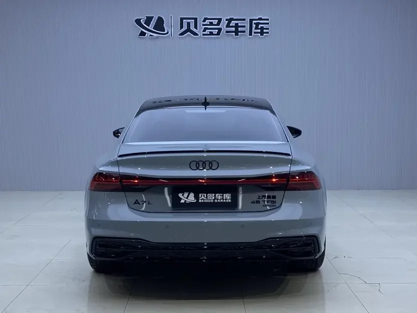 Audi A7L
