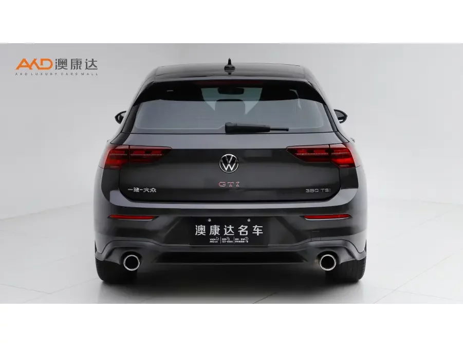Volkswagen Golf GTI