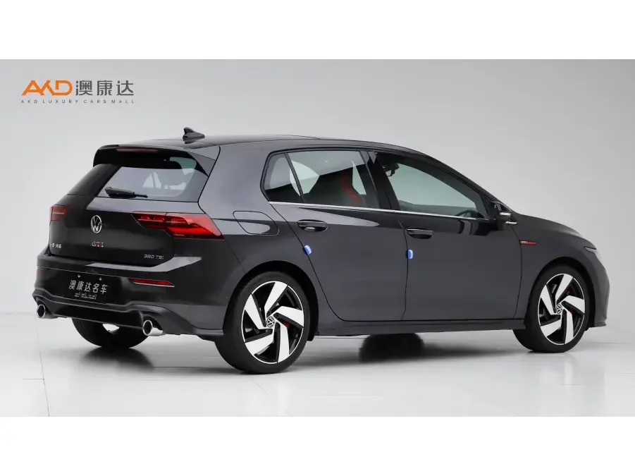 Volkswagen Golf GTI