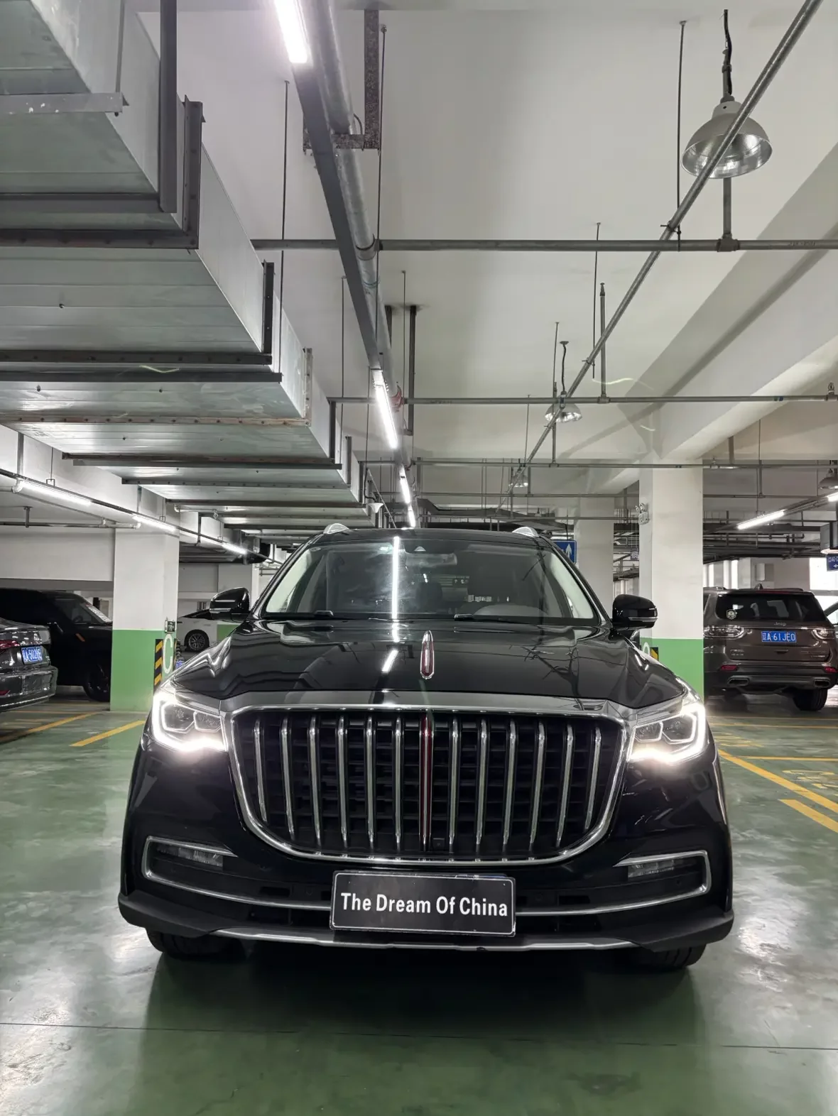 Hongqi HS7