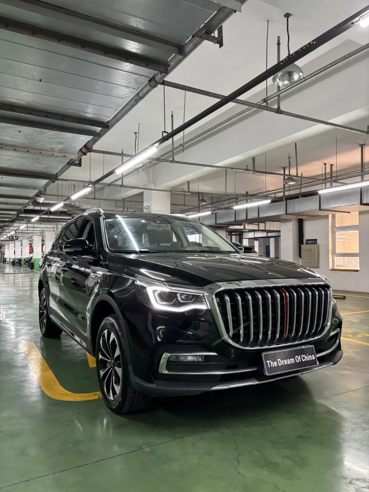 Hongqi HS7