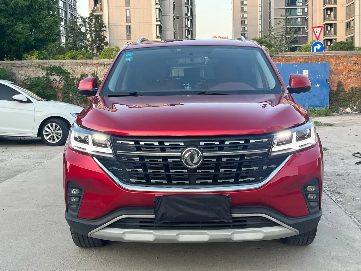 Forthing Fengxing T5