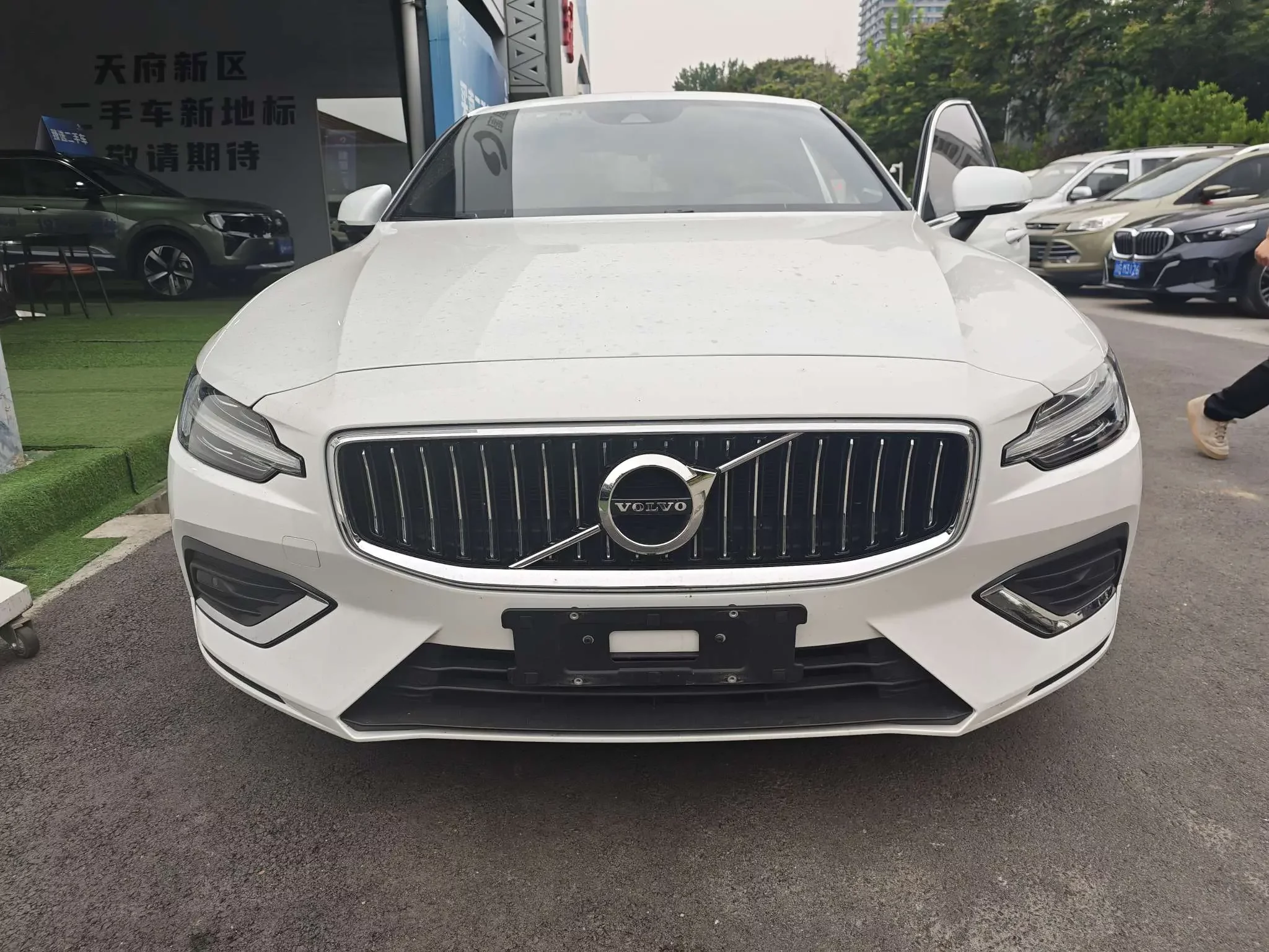 Volvo S60