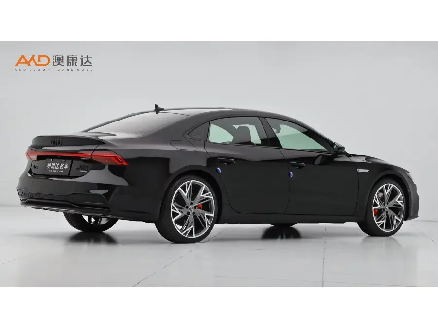 Audi A7L