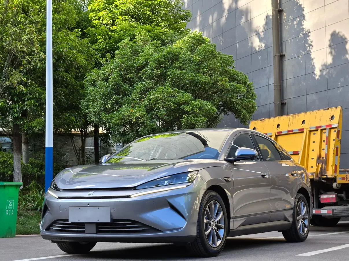 BYD Qin L EV