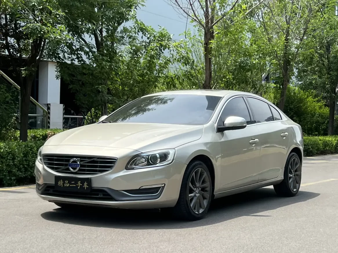 Volvo S60