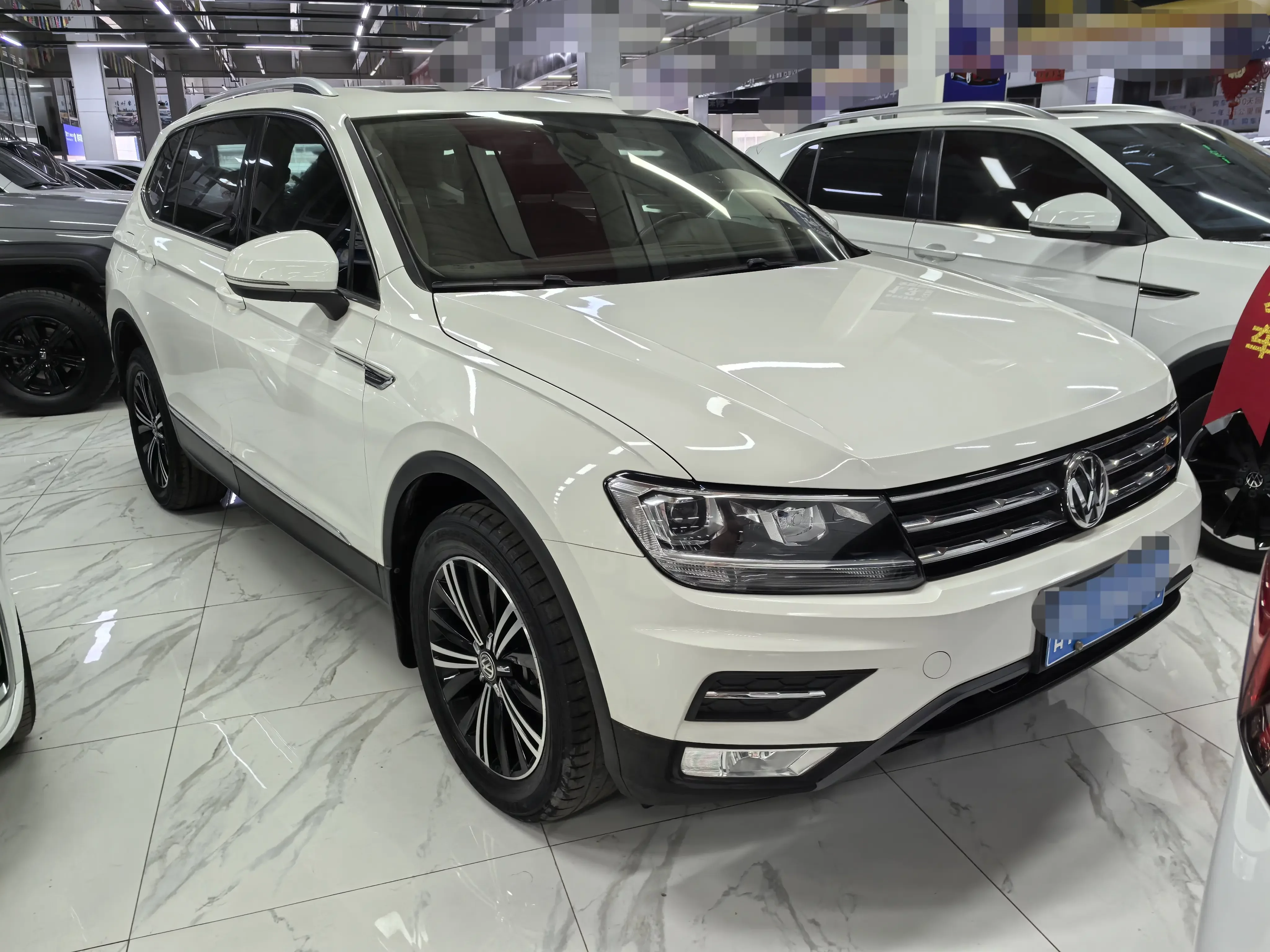 Volkswagen Tiguan L