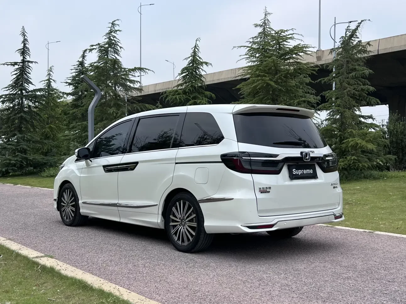 Honda Elysion