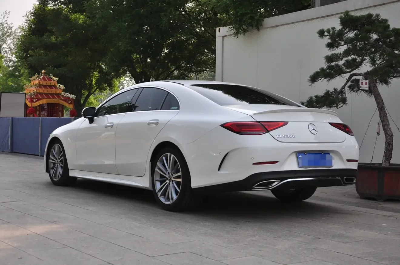 Mercedes-Benz CLS