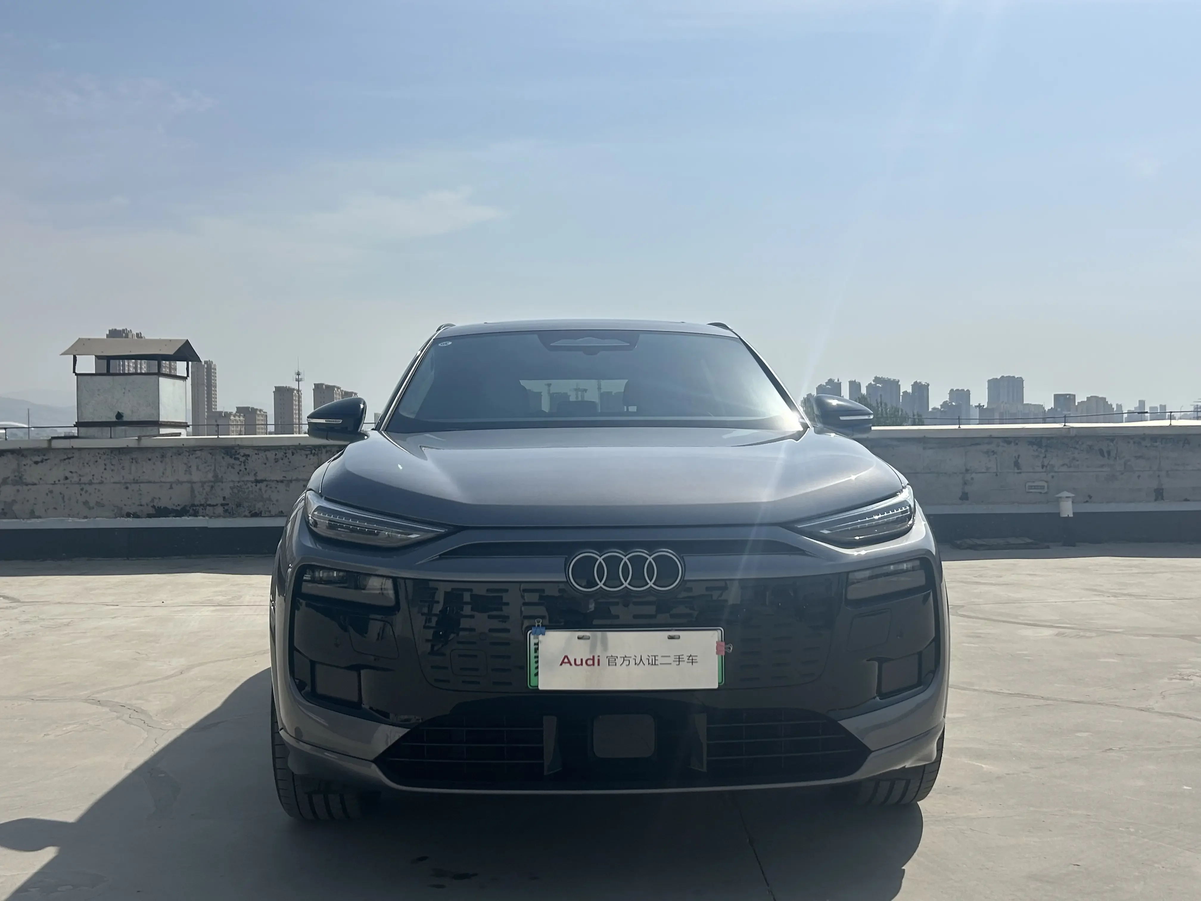 Audi Q6L e-tron