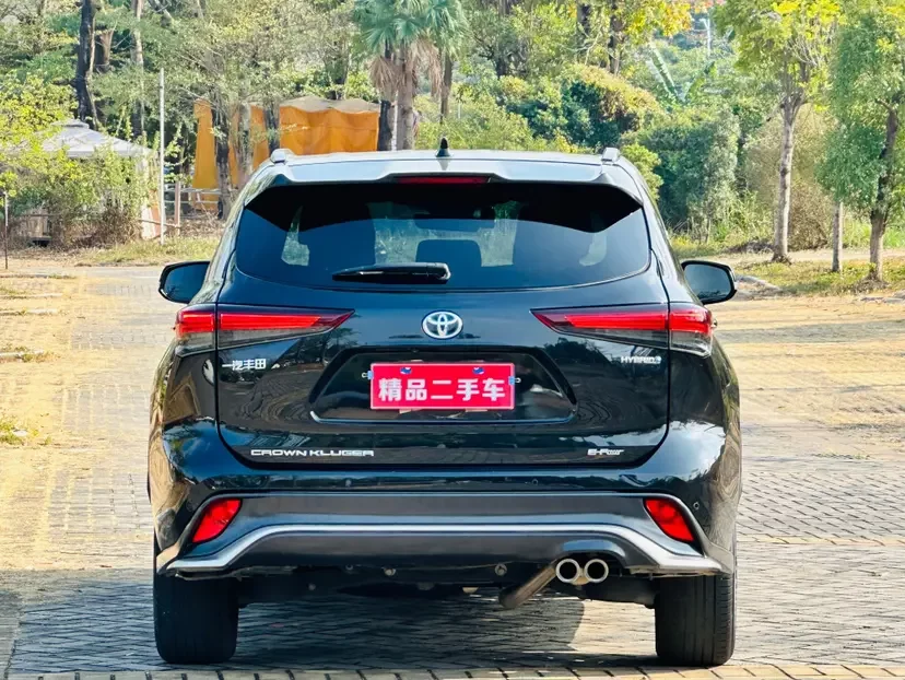 Toyota Crown Kluger