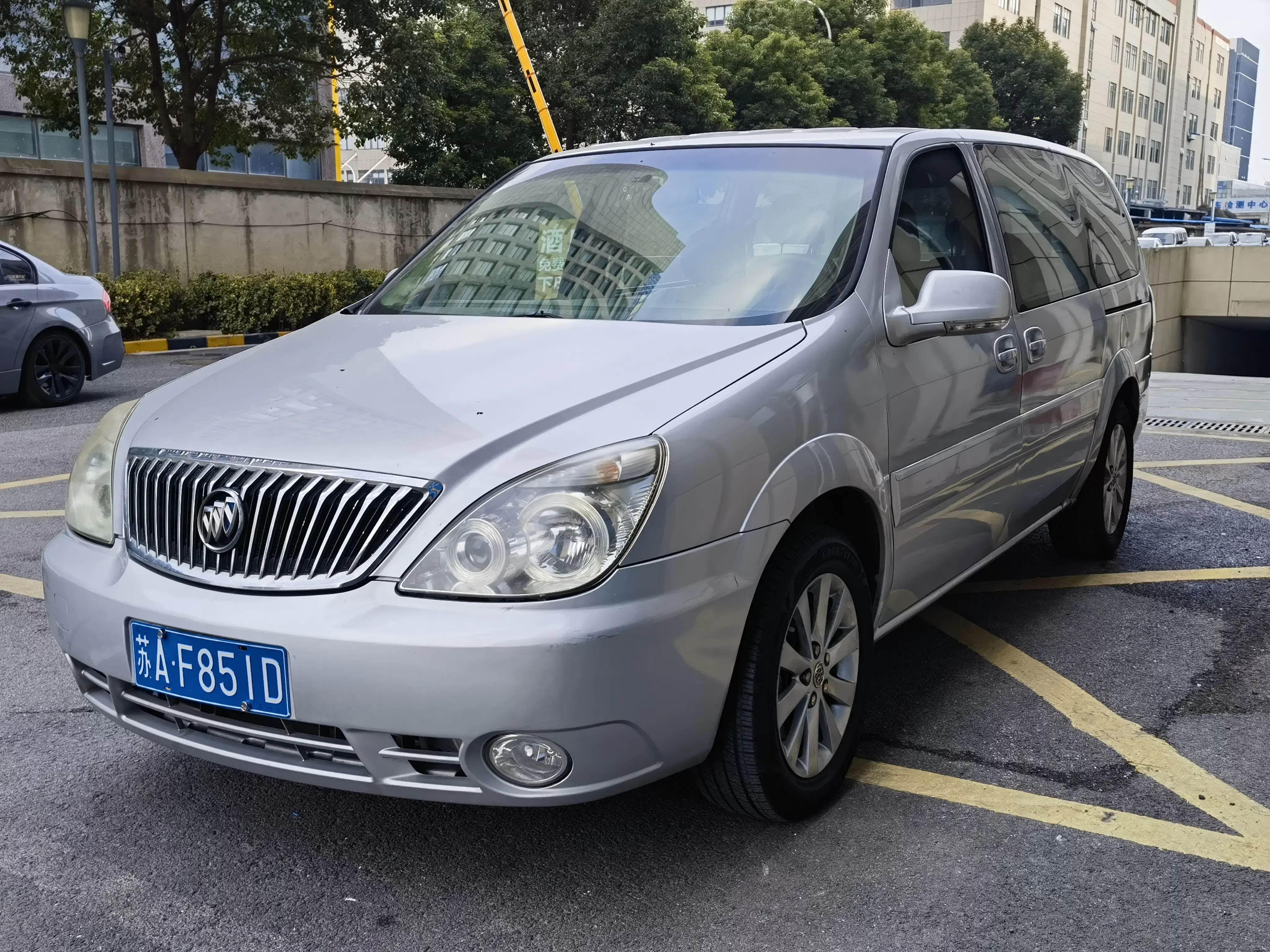 Buick GL8