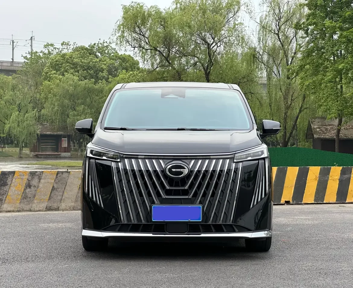GAC Trumpchi M8