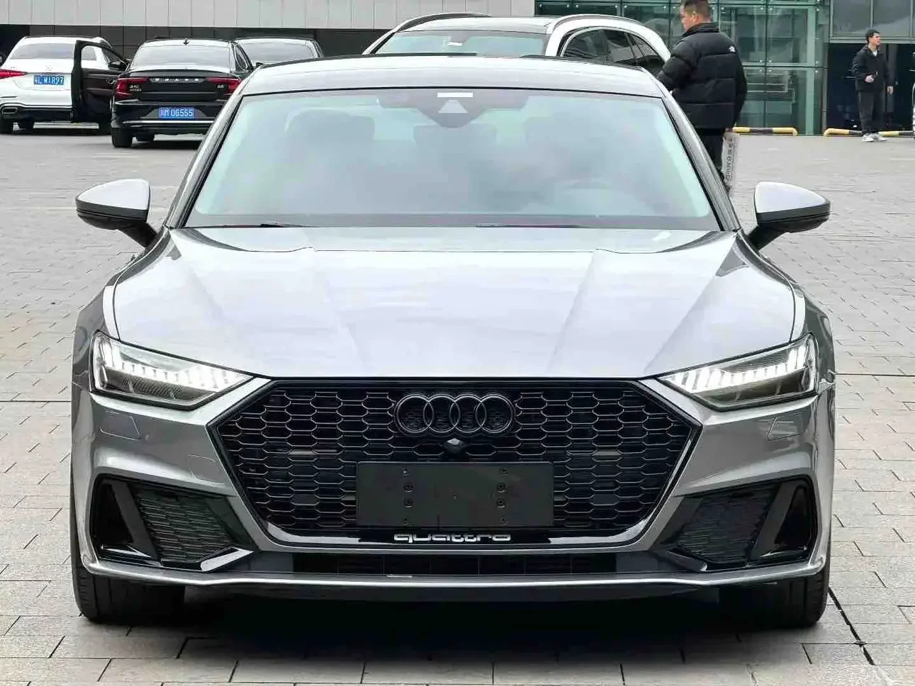Audi A7L