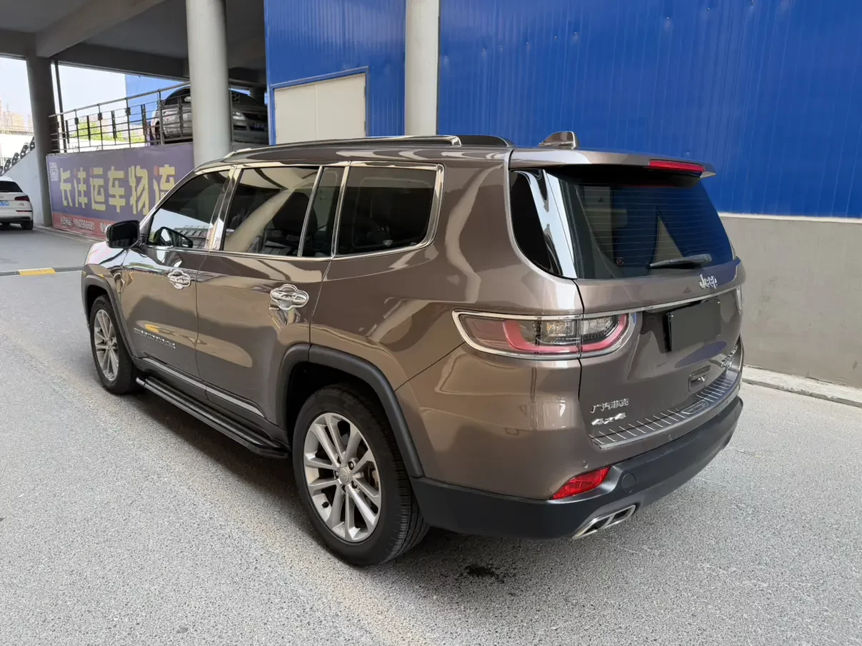 Jeep grand commander