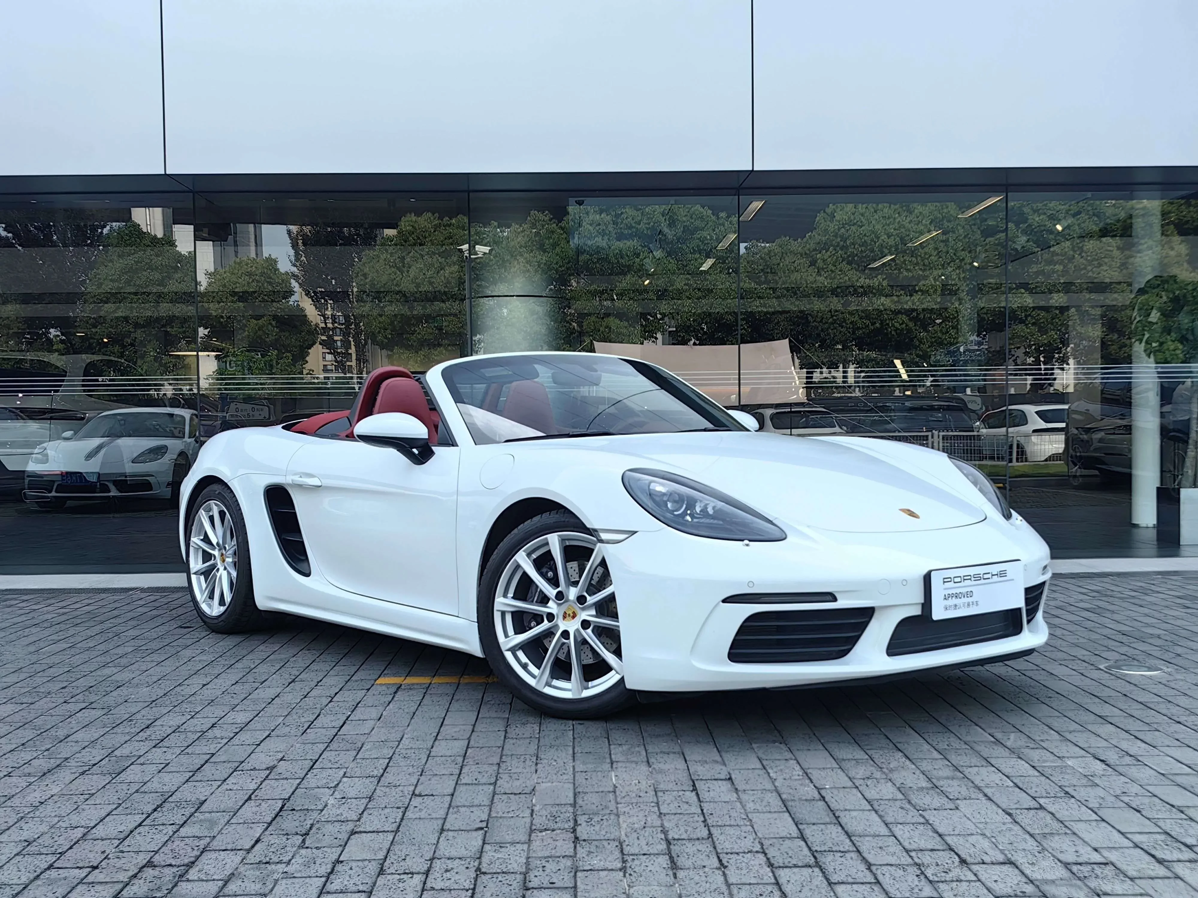 Porsche 718