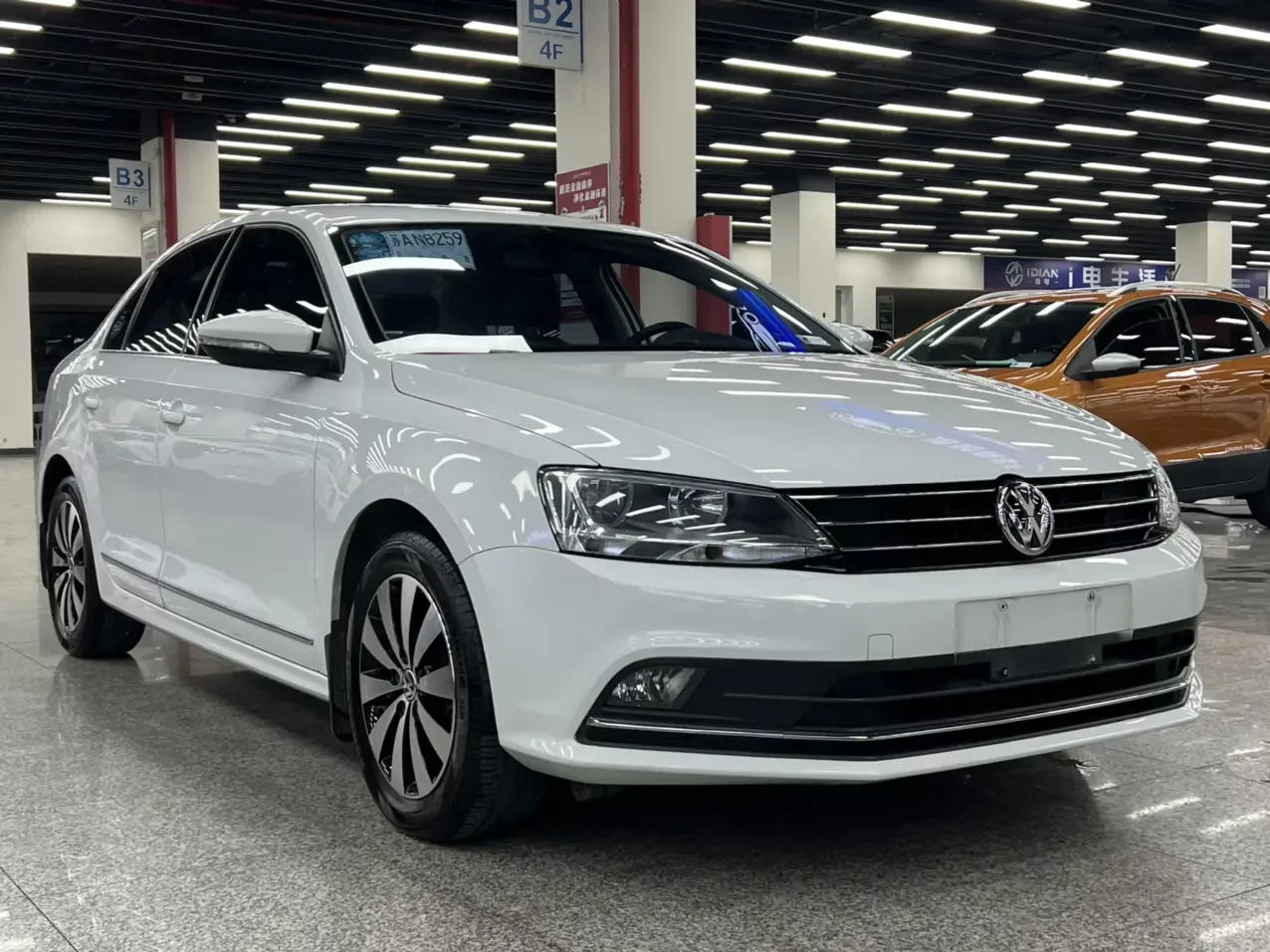 Volkswagen Sagitar