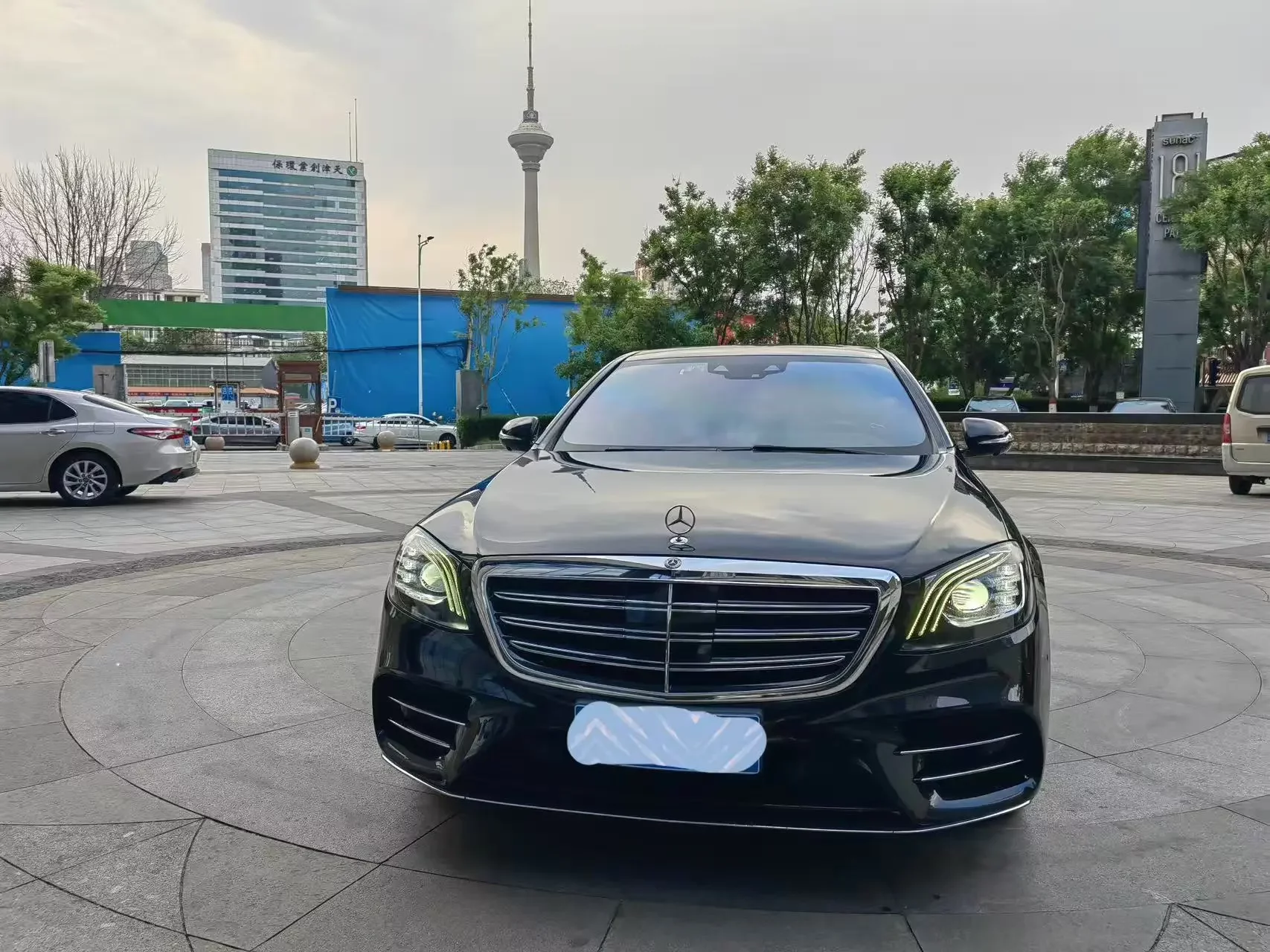 Mercedes-Benz S Class