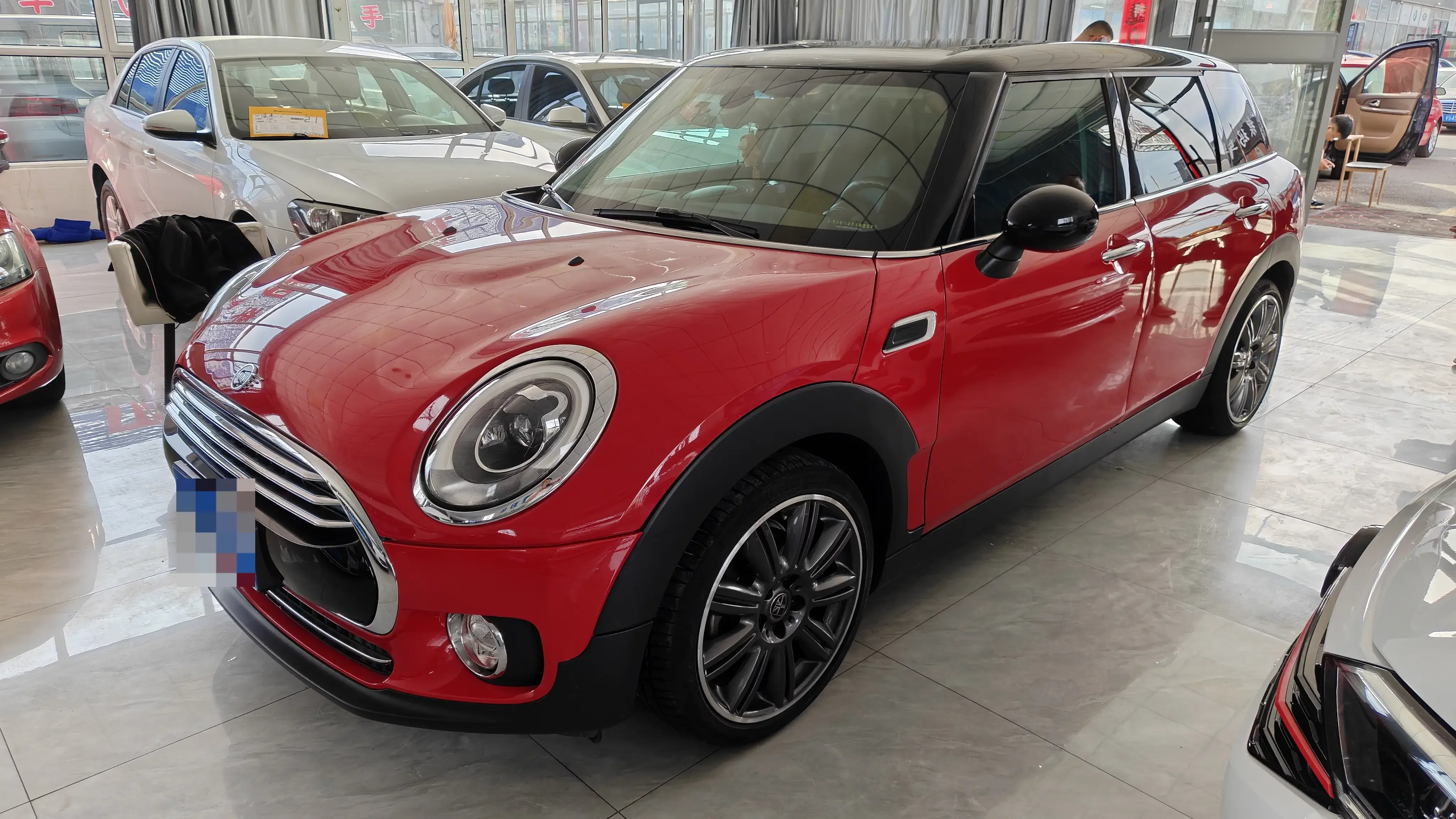 MINI CLUBMAN