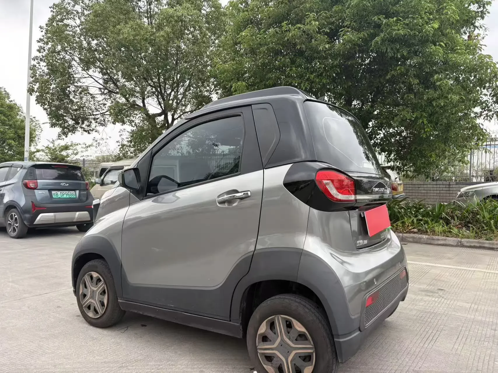 Baojun E100