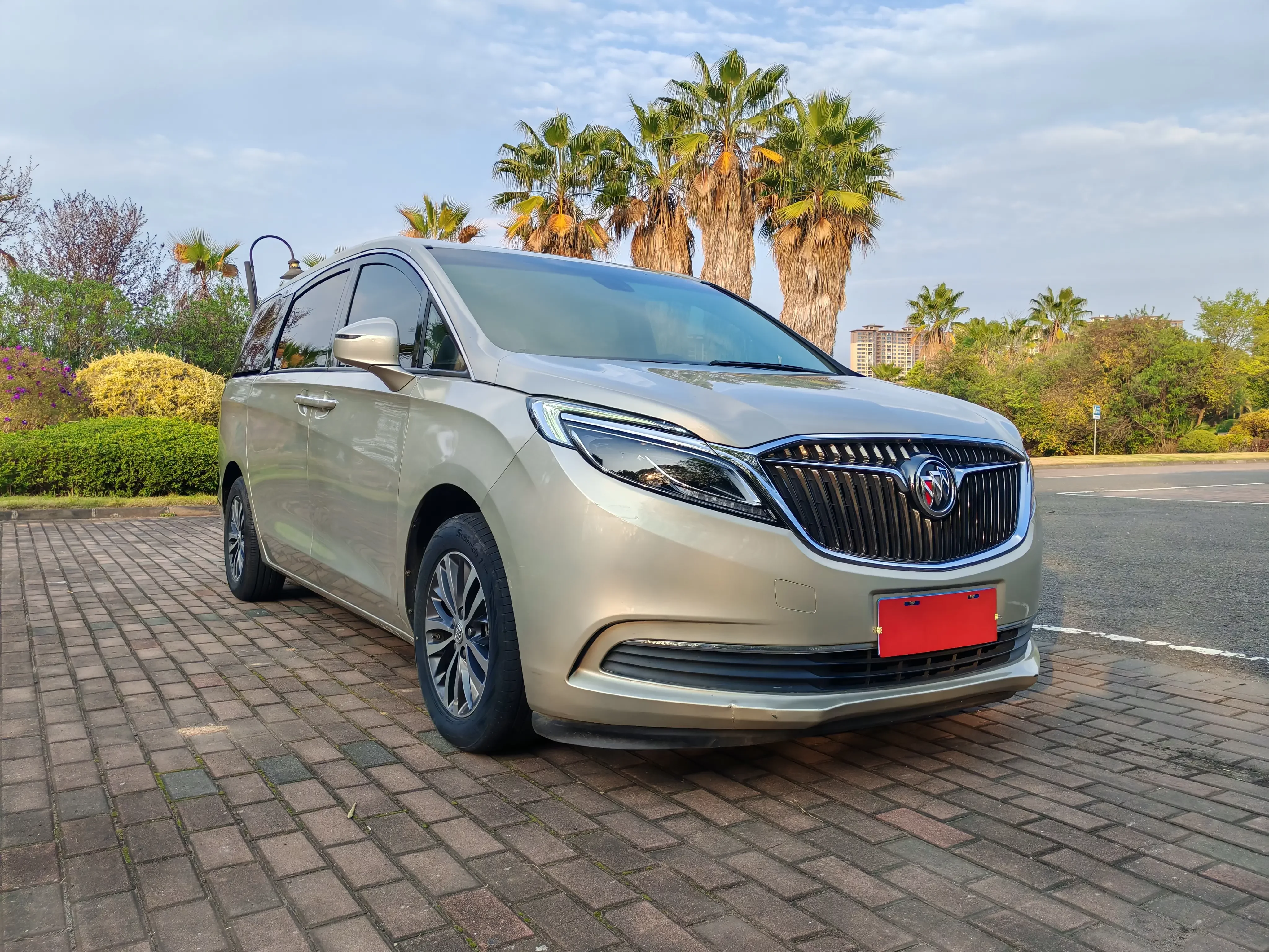 Buick GL8