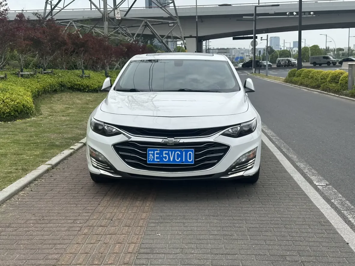 Chevrolet Malibu XL